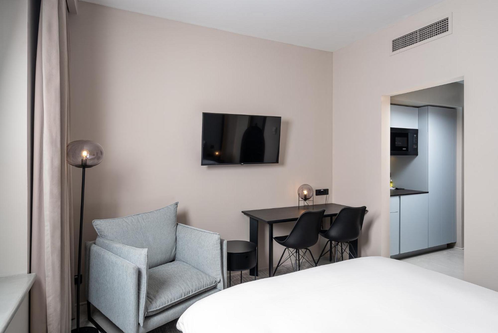 Visionapartments - Contactless Check-in 4*